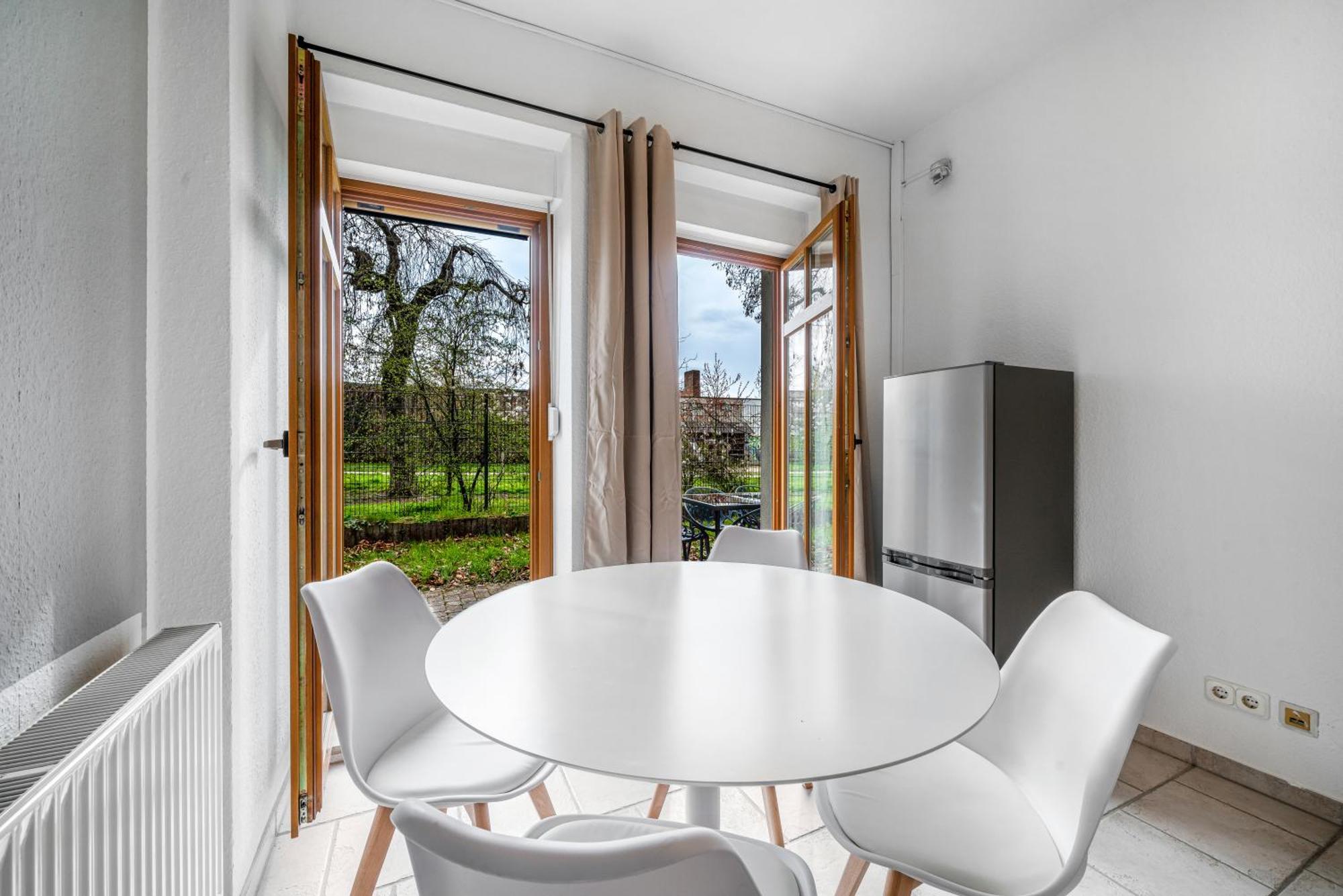 Lehastays - Apartments Buckau 16A I Kueche I Smart Tv Mit Netflix I Toller Innenhof Magdeburg Exterior foto